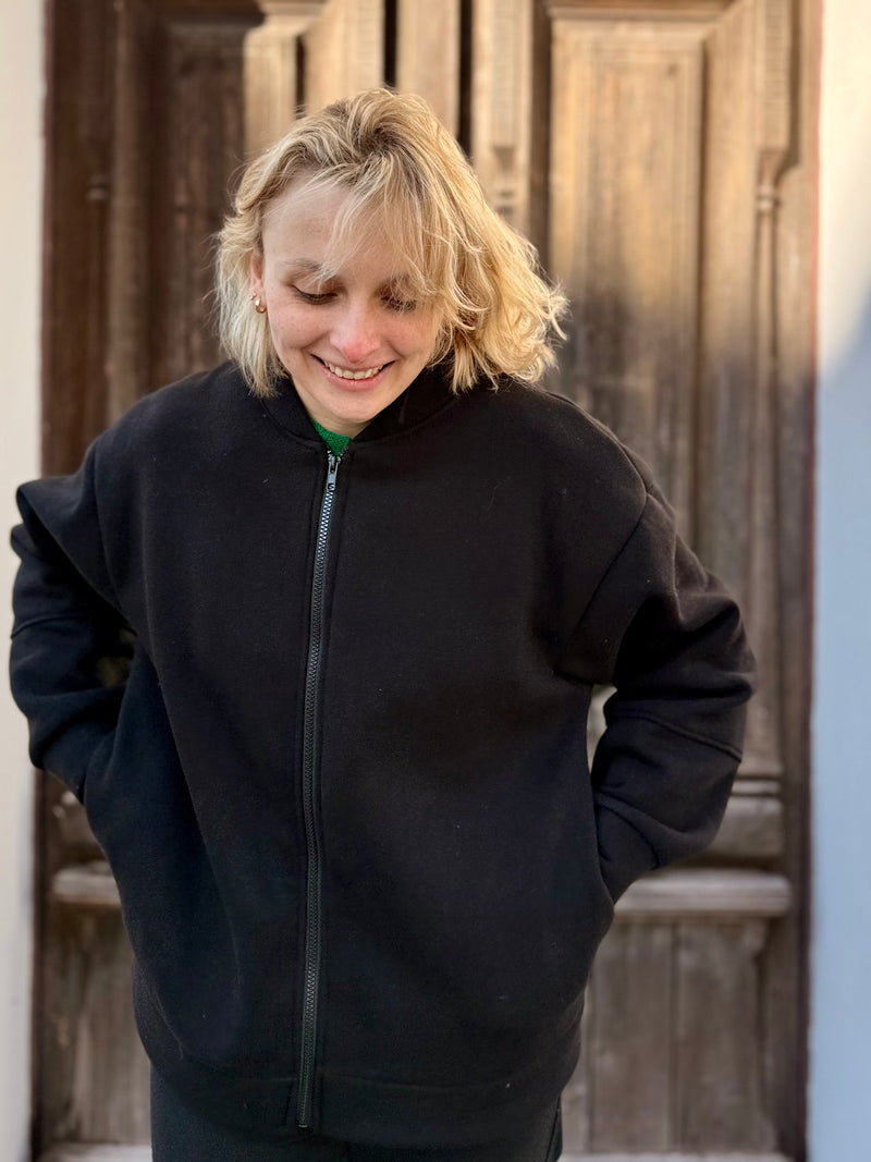 🧥 Veste LOVE Noire & Cœur Chocolat – Chic, Douce et Pleine d’Amour