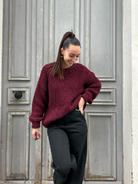 🍷 Pull en maille texturée "Margo" – Bordeaux profond et matière cocooning
