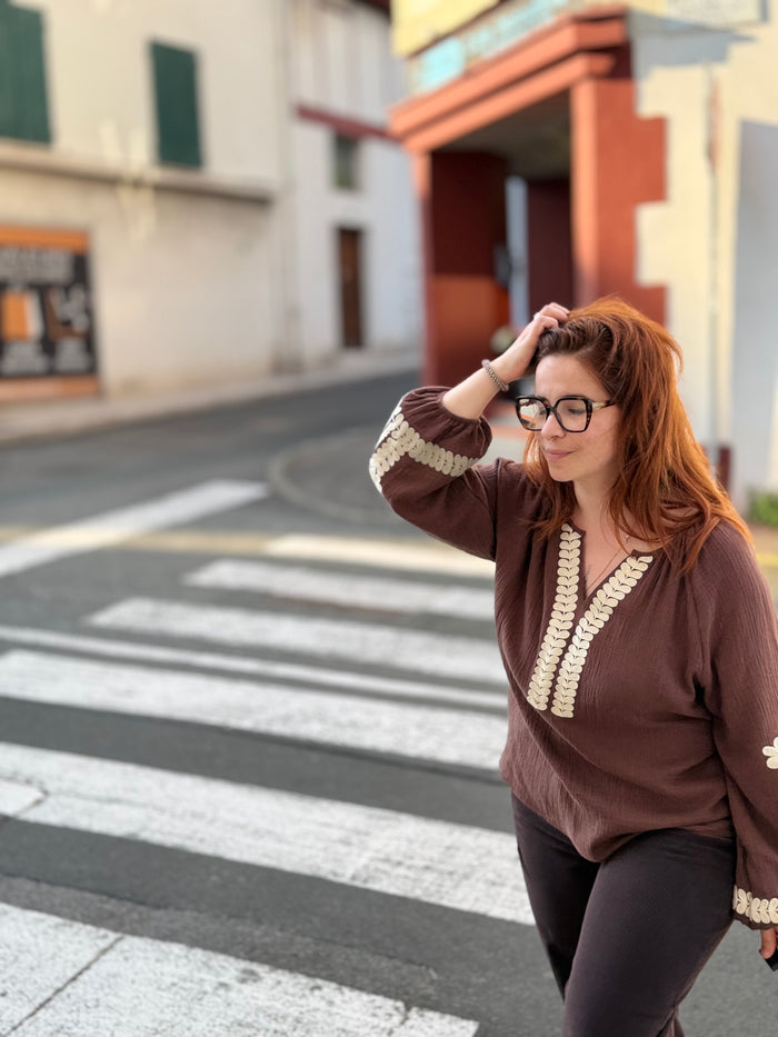 Blouse Chocolat Gaze de Coton Brodée