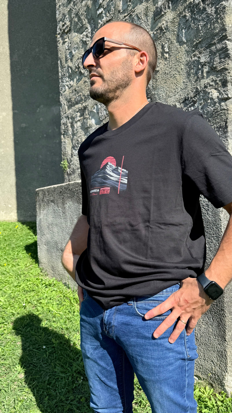 T-shirt EZ KEXA “Gorbeia” – Montagne basque iconique – Coton bio – 4 coloris