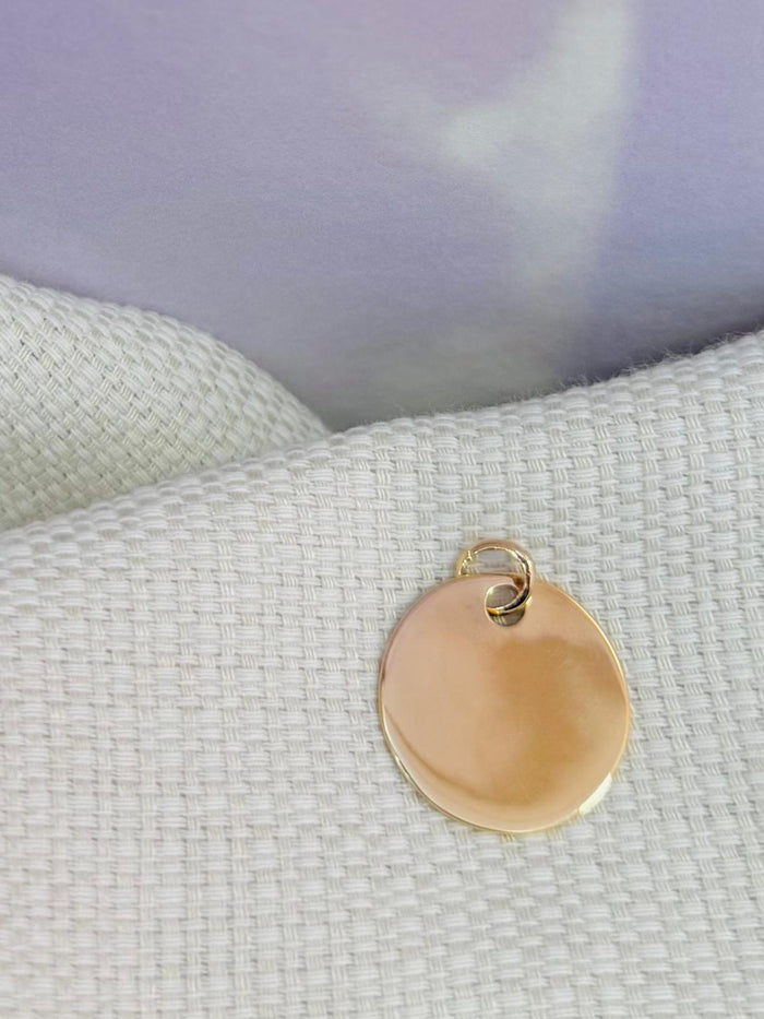 Pendentif rond  plaqué or personnalisable (photo gravure possible)