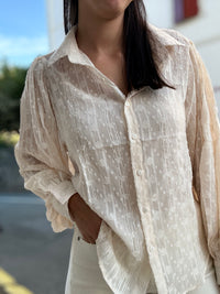Blouse chemise brodée détails dorés femme