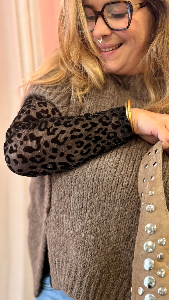 🖤 haut résille léopard noir – wild & chic !