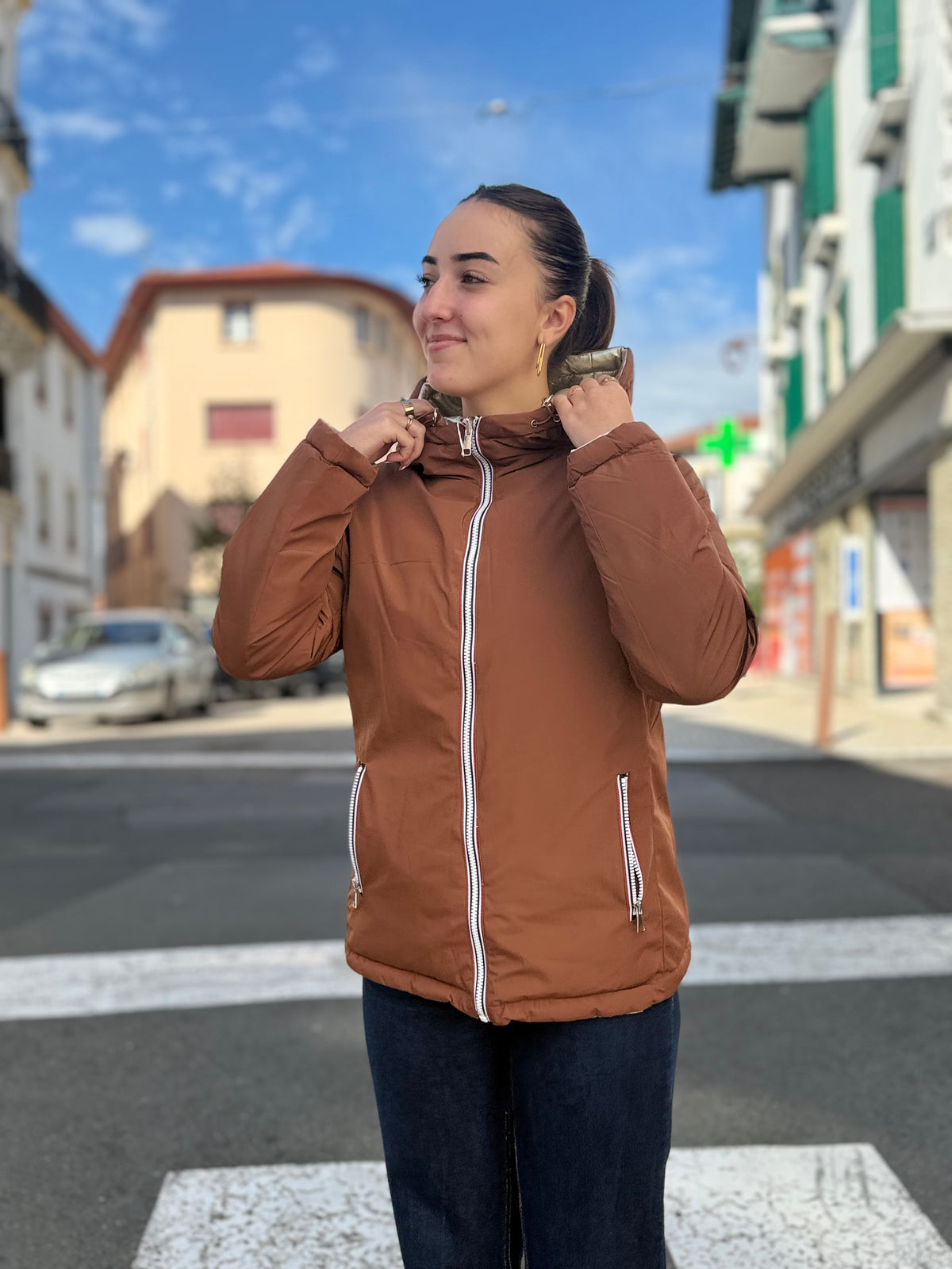 Veste Imperméable Réversible à Capuche – Chocolat