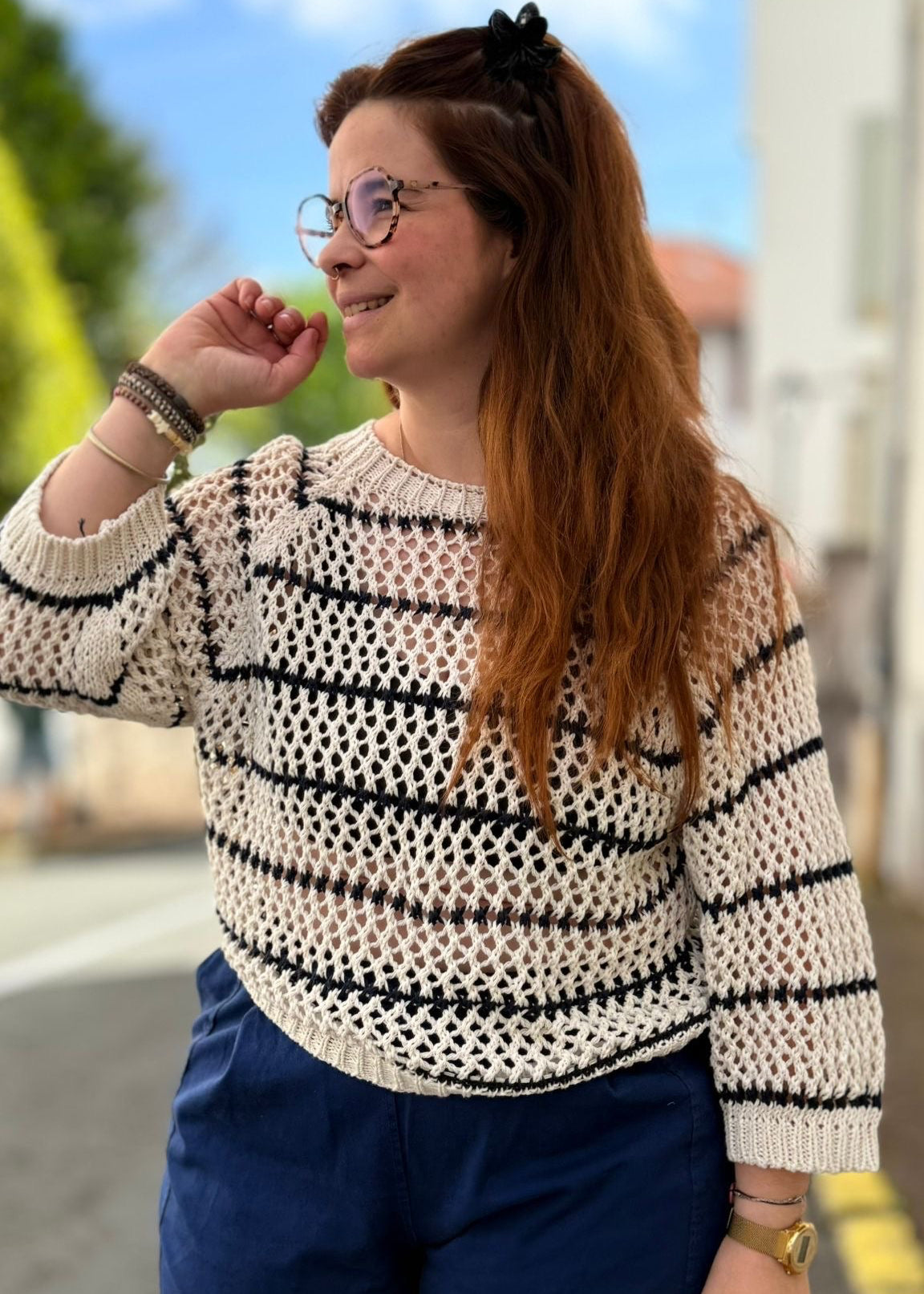 Pull Maille Ajourée Crème & Bleu – Esprit Bohème Été 2026