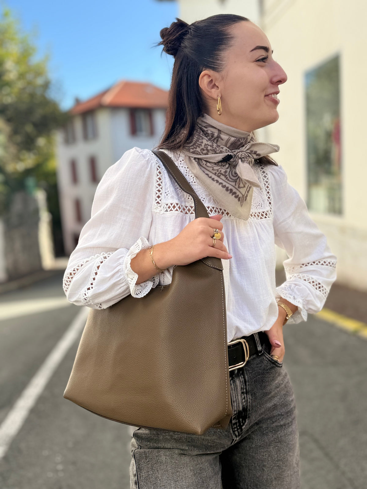 Sac à main femme porté épaule – L’envie du jour