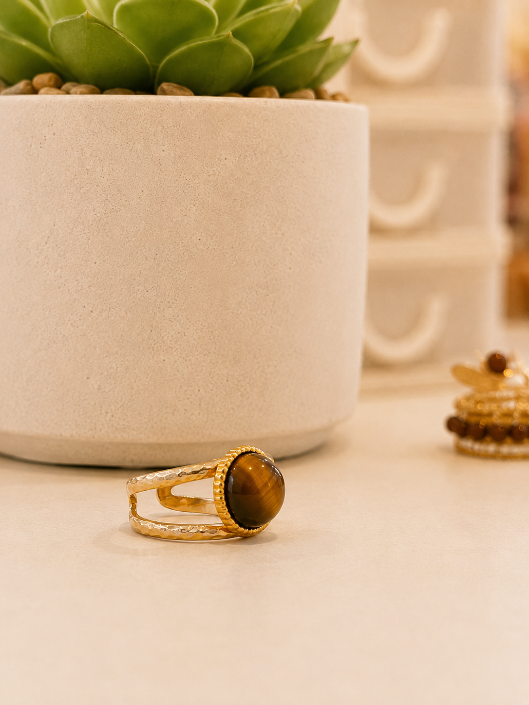 Bague Acier Inoxydable Dorée & Pierre Synthétique Marron – Collection Modadom ✨