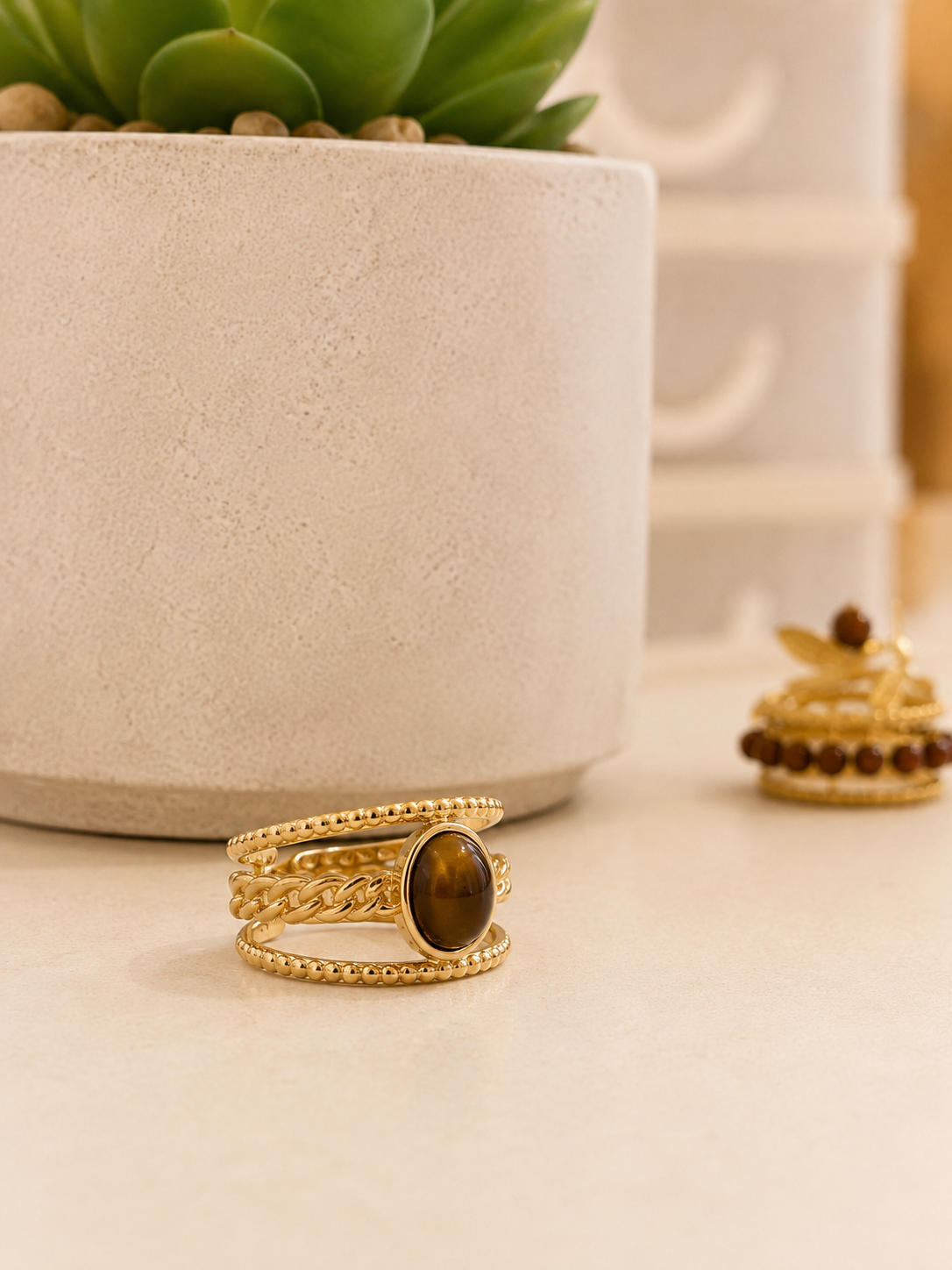 Bague Acier Inoxydable Dorée & Pierre Synthétique Marron – Collection Modadom ✨