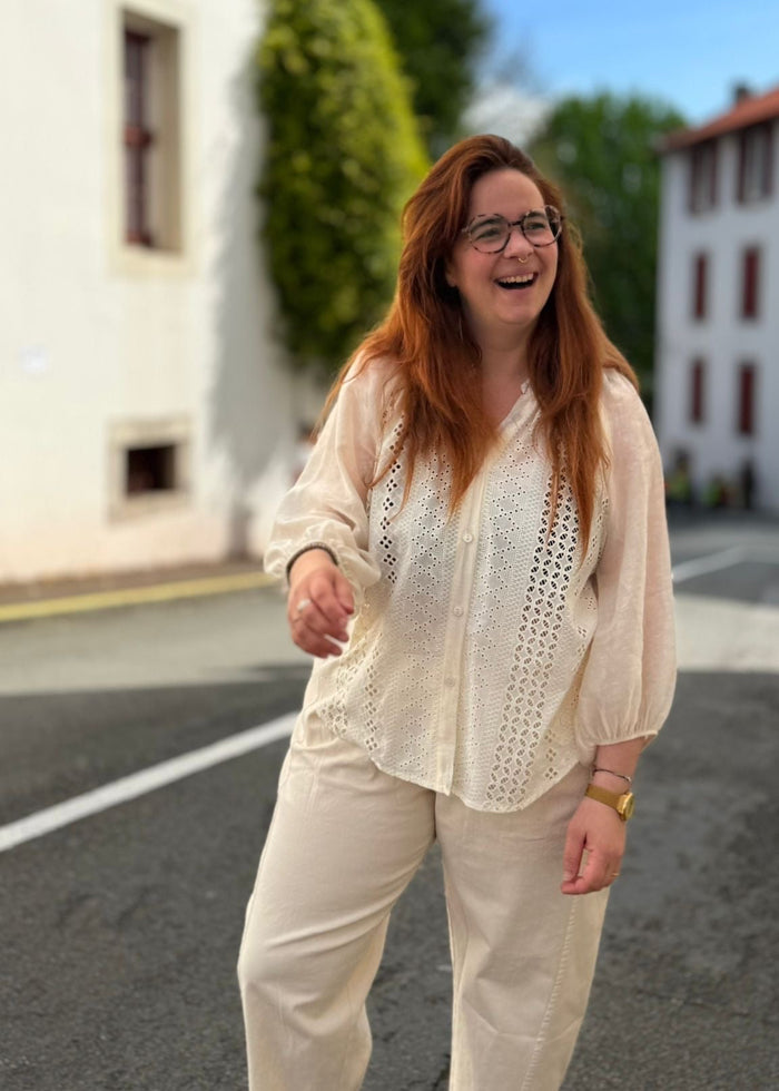Blouse brodée tendance femme 