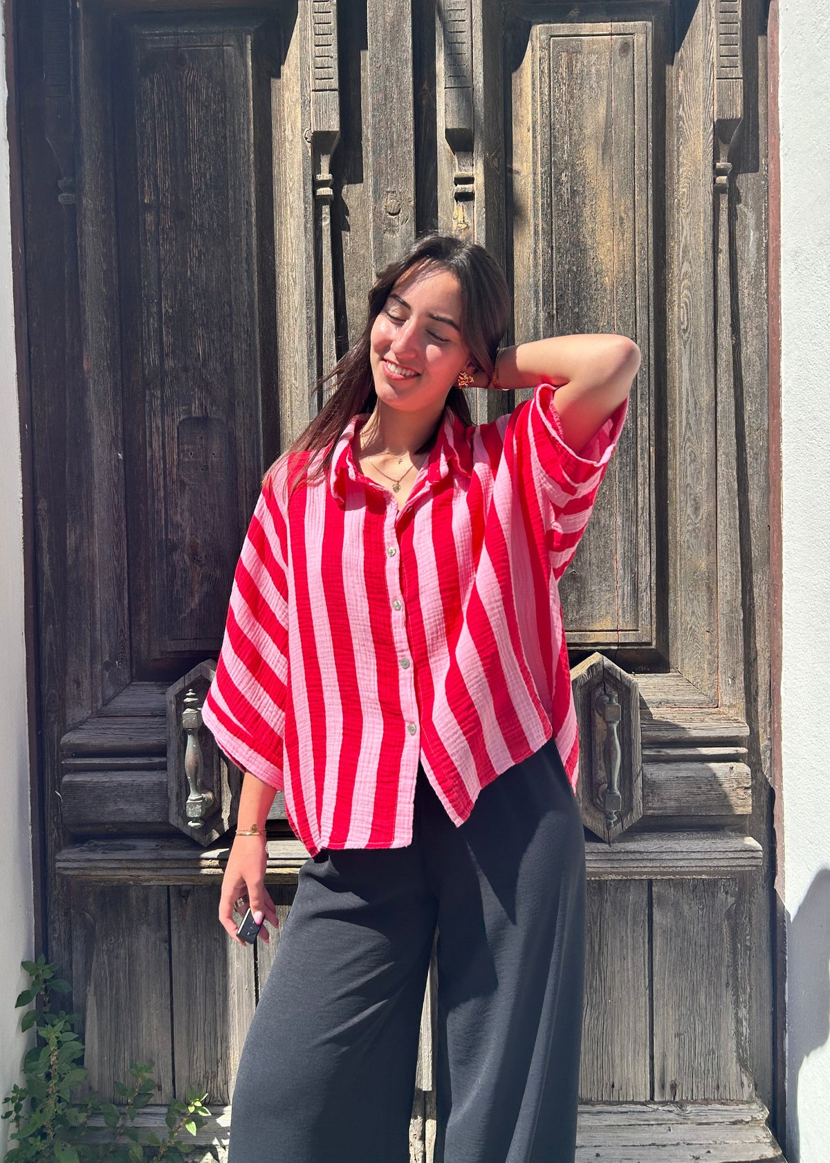 Chemise en Gaze de Coton Rayée – Rose & Rouge Été 2026