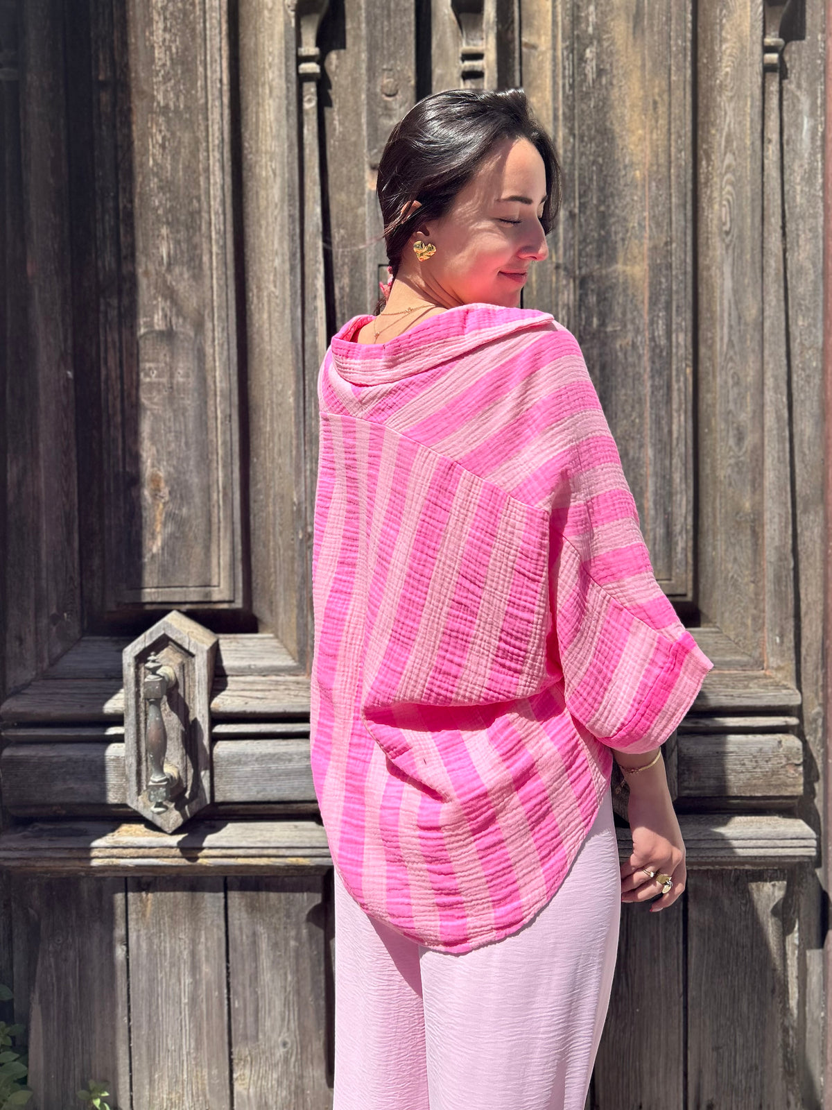 Chemise en Gaze de Coton Rayée – Couleurs Été 2026
