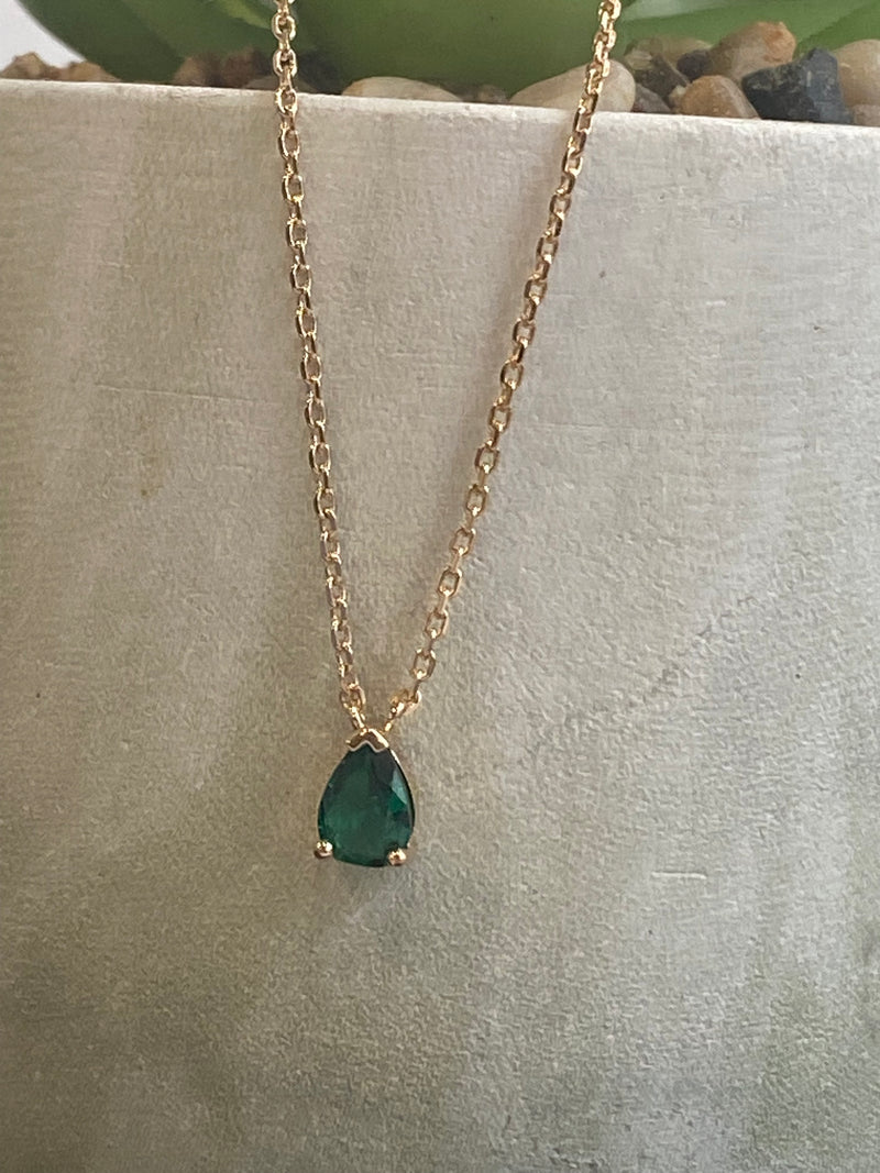 Collier Plaqué Or - Pendentif pierre verte