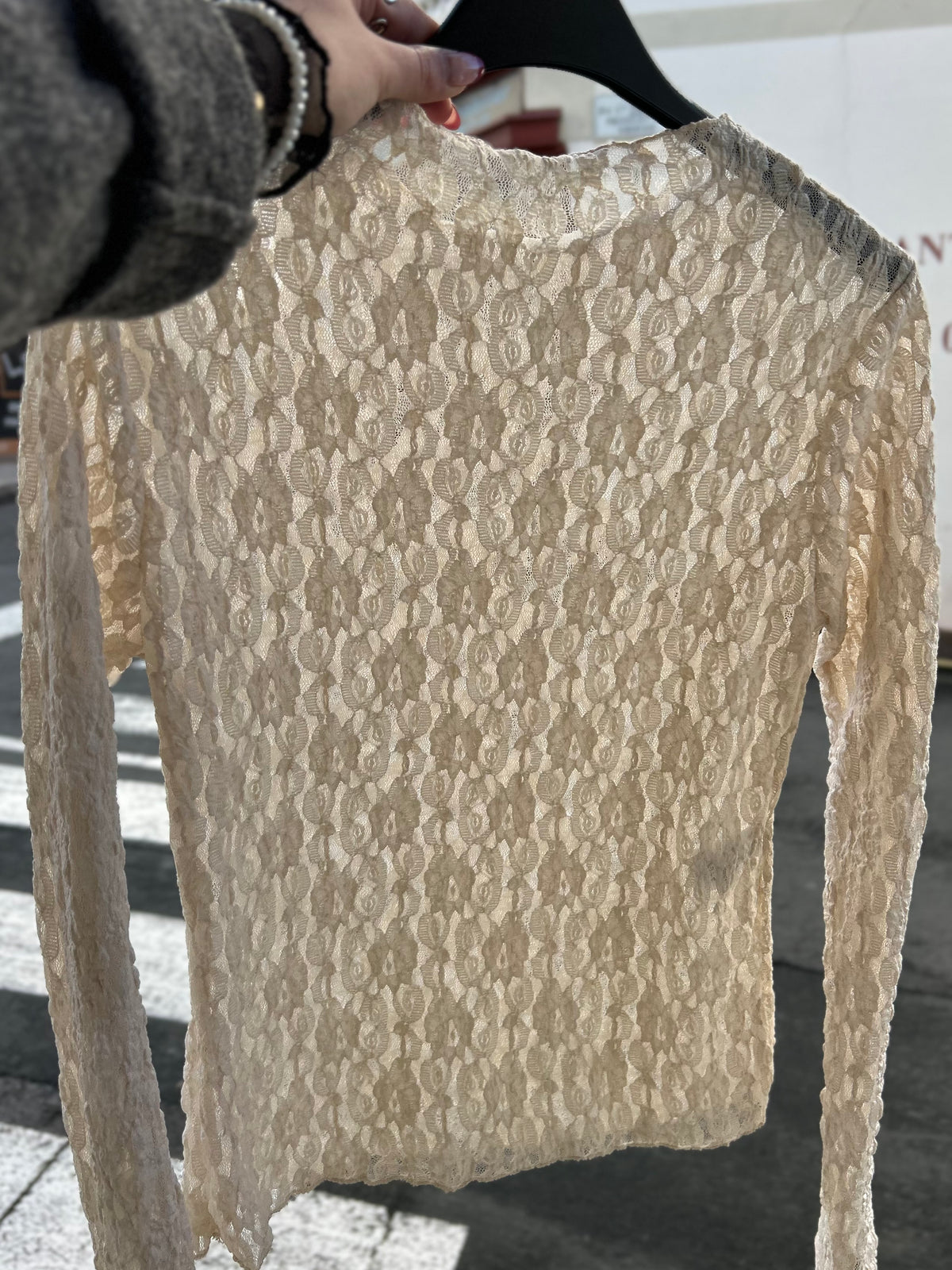 ✨ Haut Dentelle Seconde Peau – Fabriqué en Italie 🇮🇹