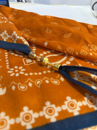 Foulard Carré Magnétique - Notre Bestseller