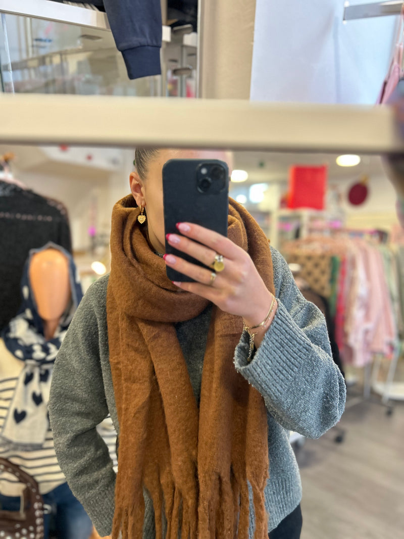 🧣 Écharpe Unie Chocolat – Le charme brut