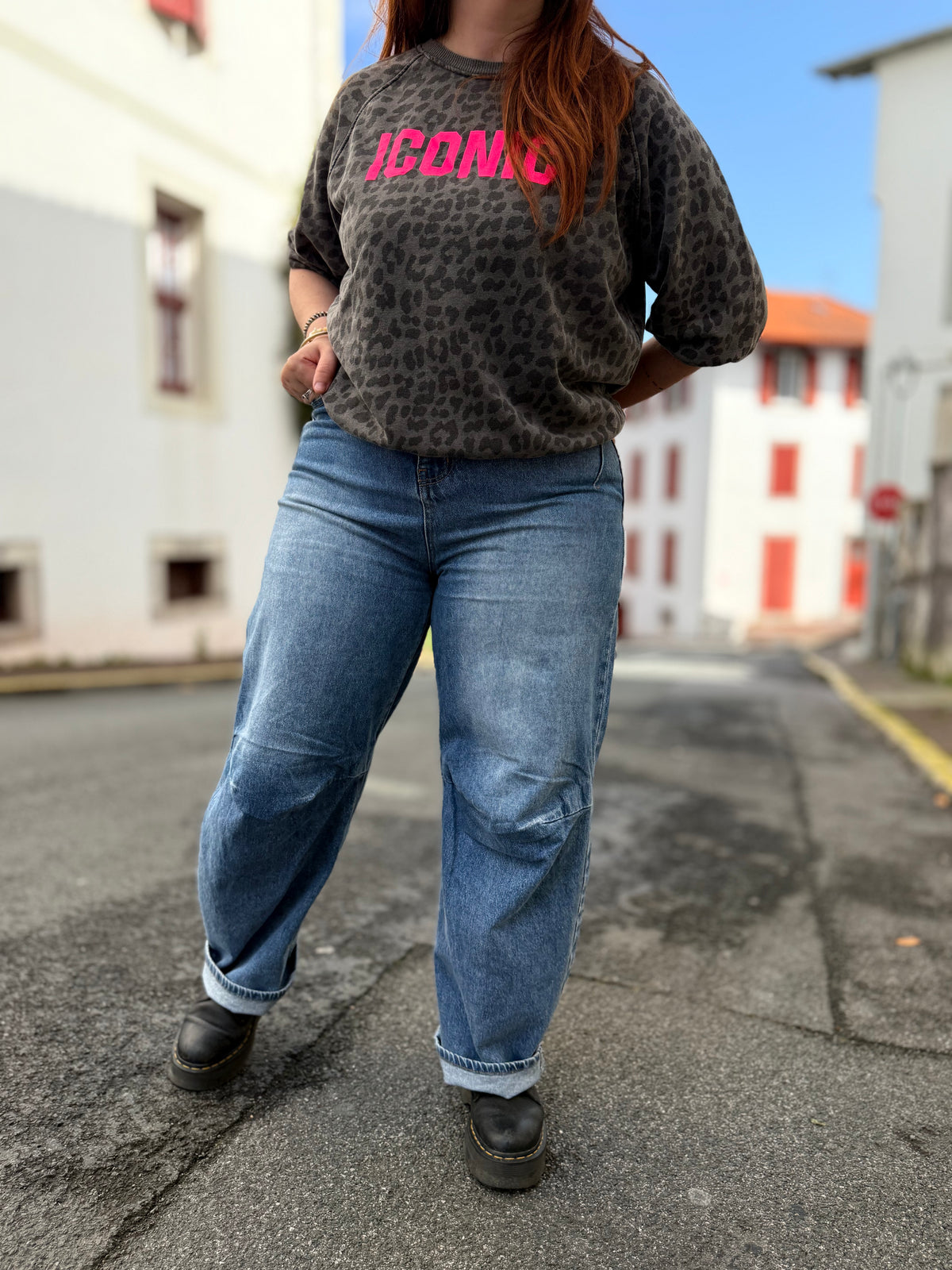 Pantalon Jean Femme Barrel – Coupe Tonneau Légèrement Délavé