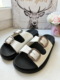 Sandales Double Bride à Boucles