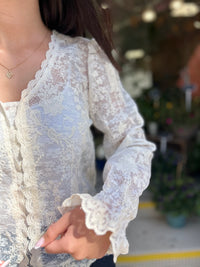 Blouse dentelle écrue bohème