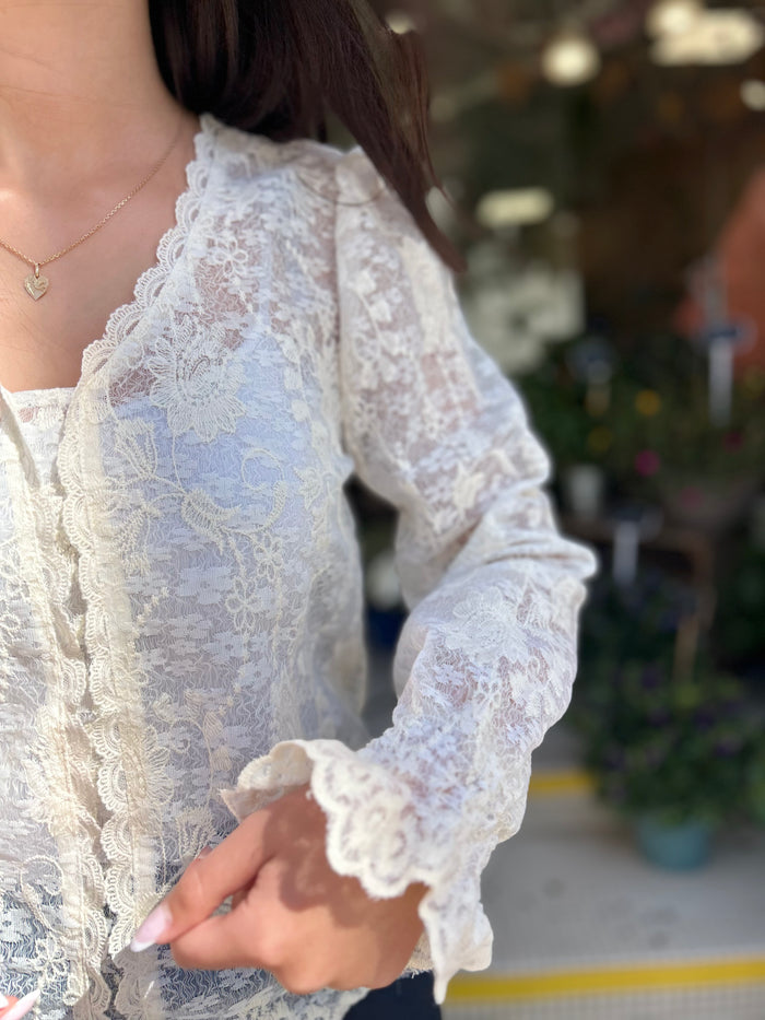 Blouse dentelle écrue bohème