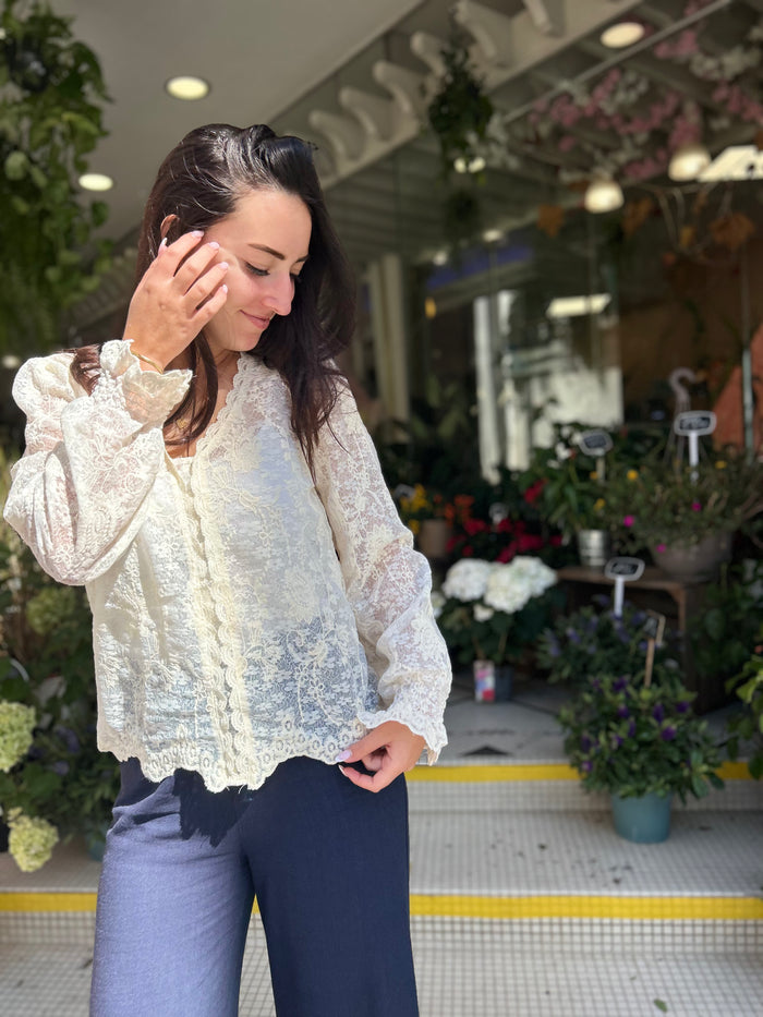 Blouse dentelle écrue bohème