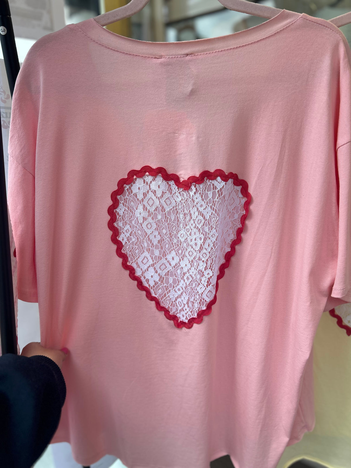 Tee shirt cœur dentelle tendance 2026