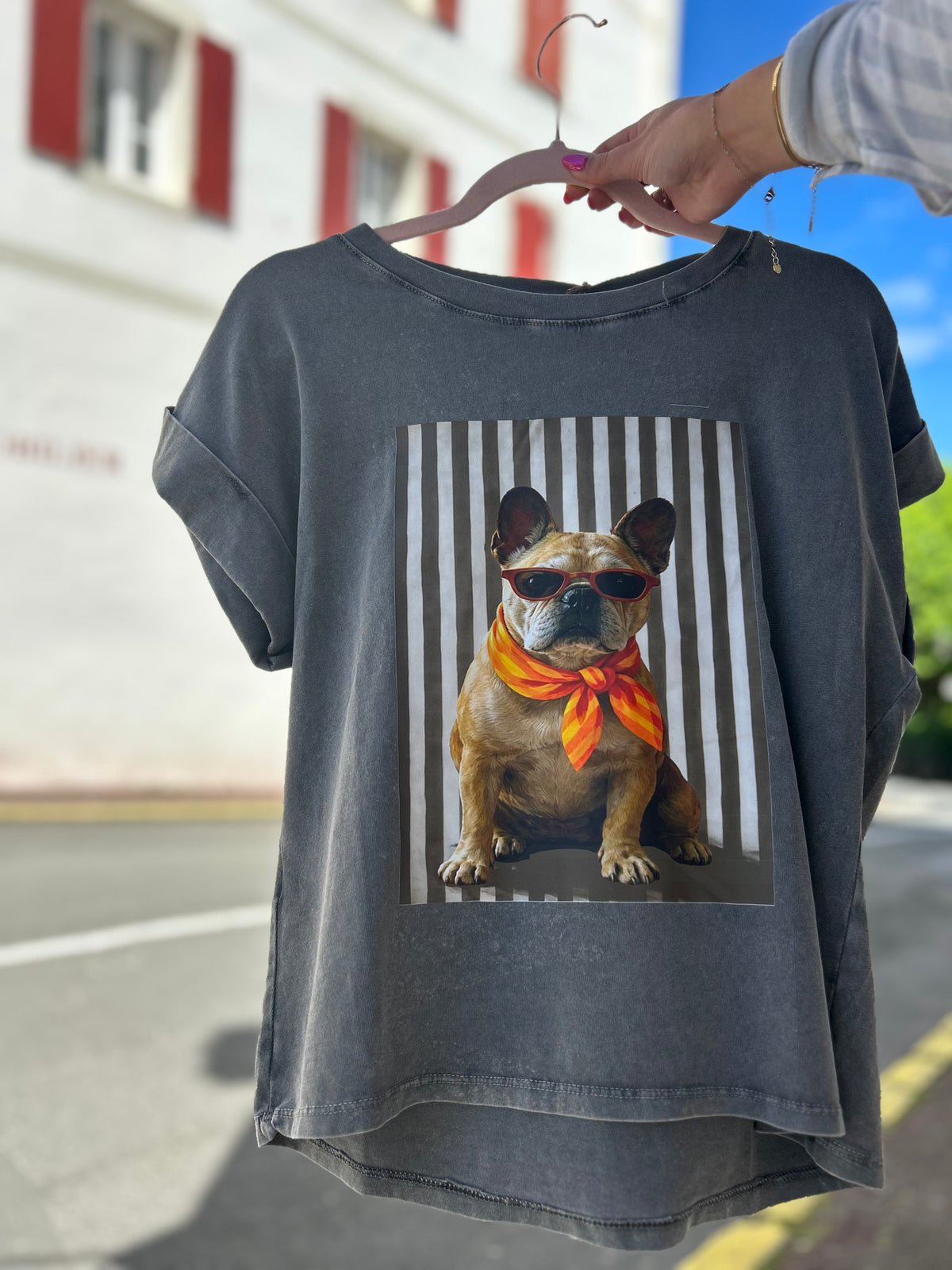 Tee shirt imprimé bouledogue 