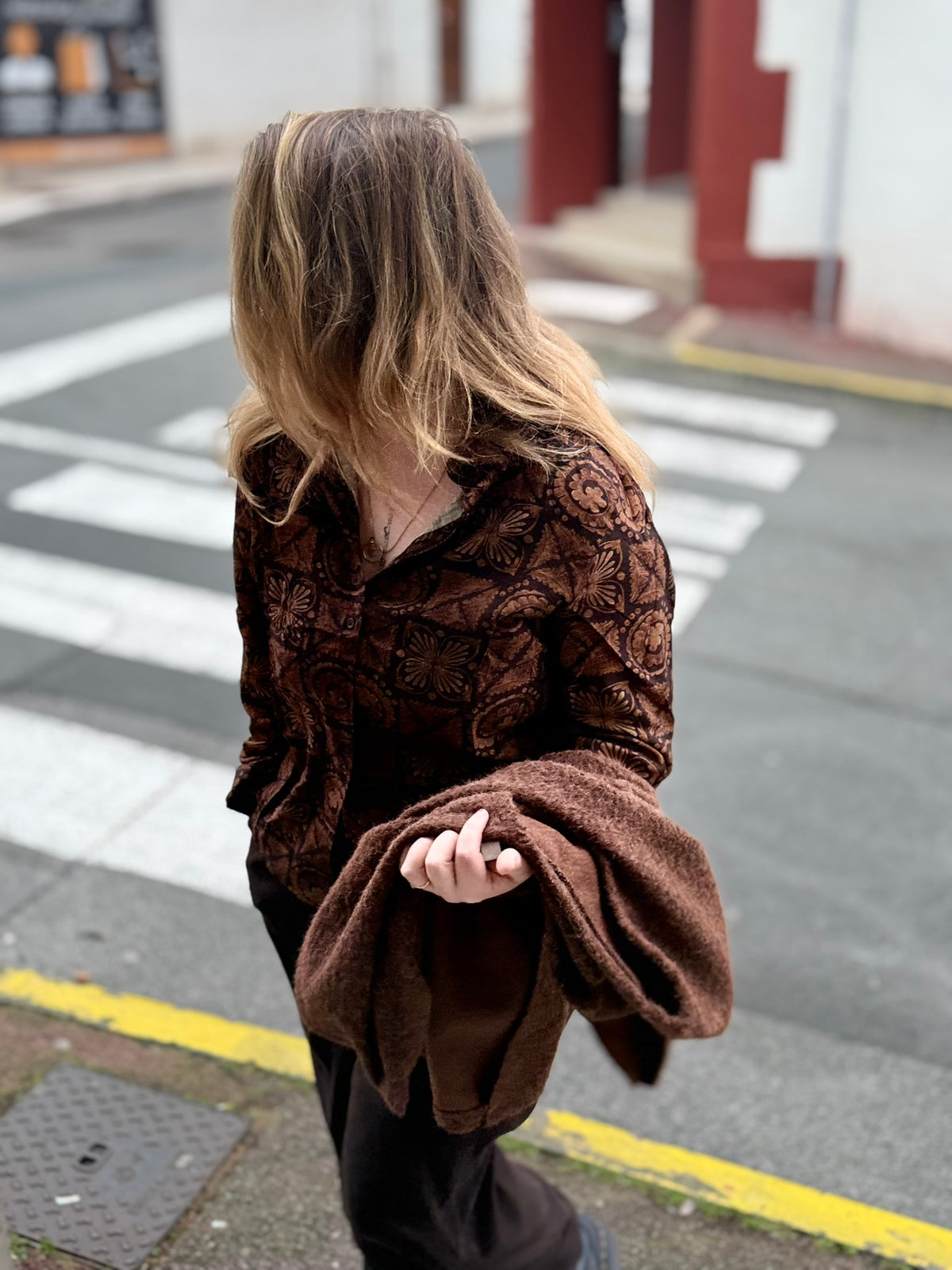 🌸 Chemise imprimée "Carmel" – L’allure vintage qui change tout