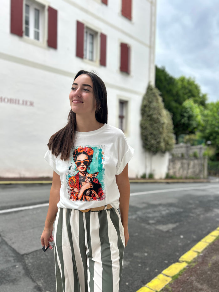 T-shirt Frida Kahlo – Imprimé Artistique Taille Unique