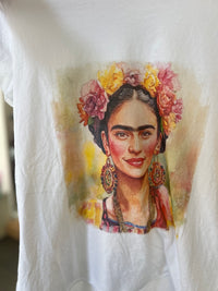 Tee-shirt Frida Kahlo – Légèrement Délavé