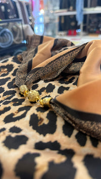Foulard Carré Magnétique - Notre Bestseller