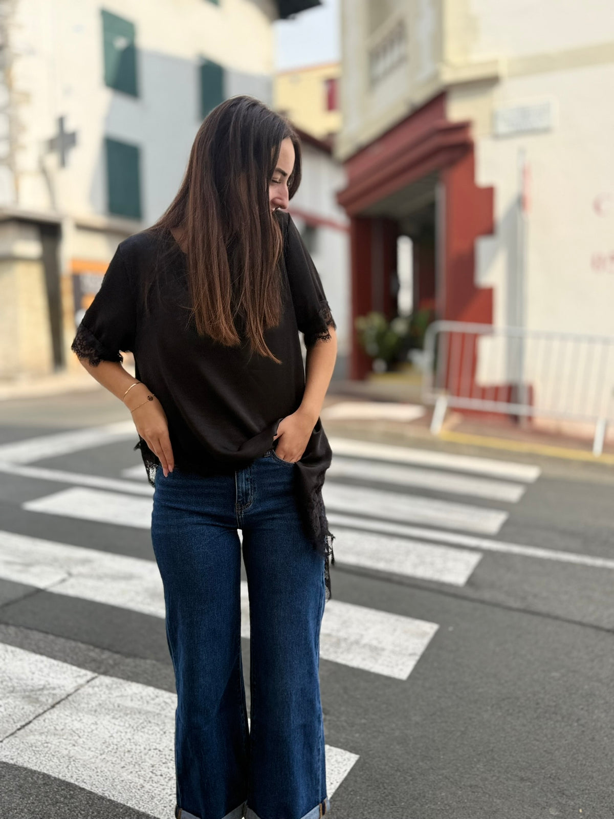 Haut Dentelle Satiné Noir | Col V | Taille Unique 36-42 | Modadom