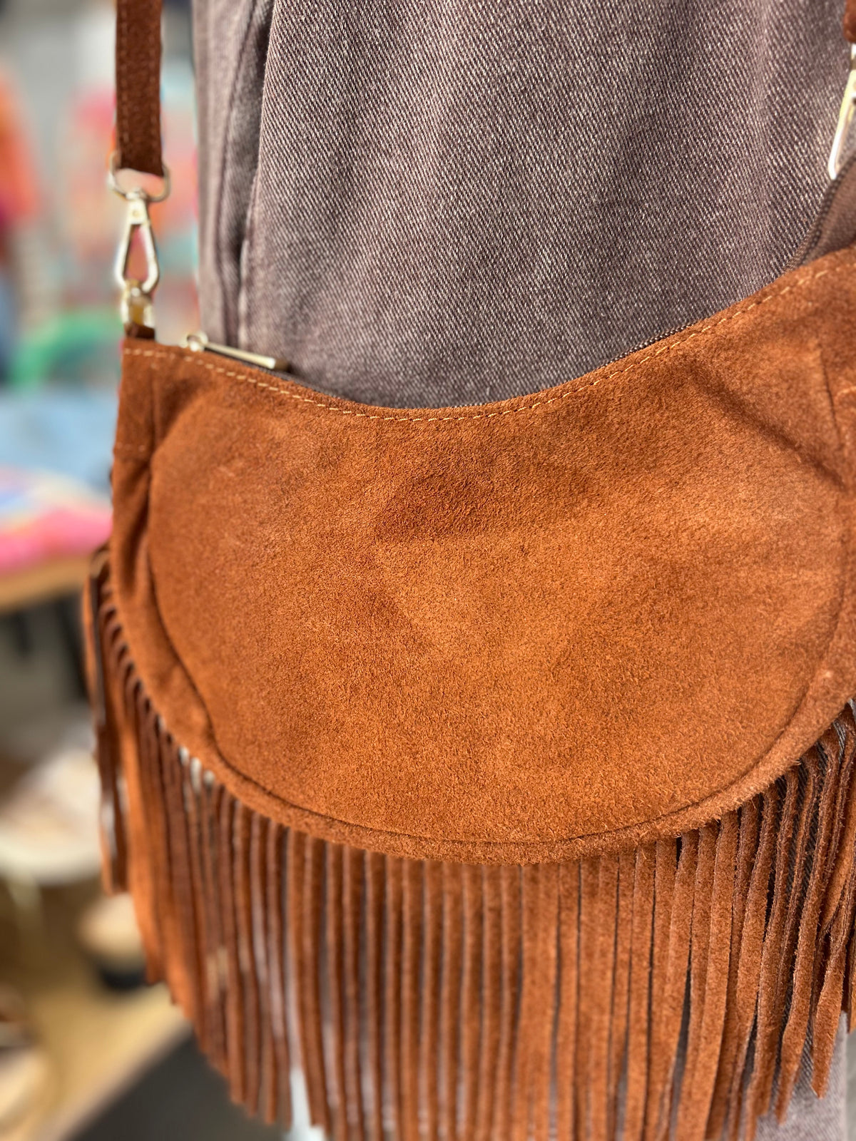 Sac Bandoulière Effet Daim à Franges – Camel