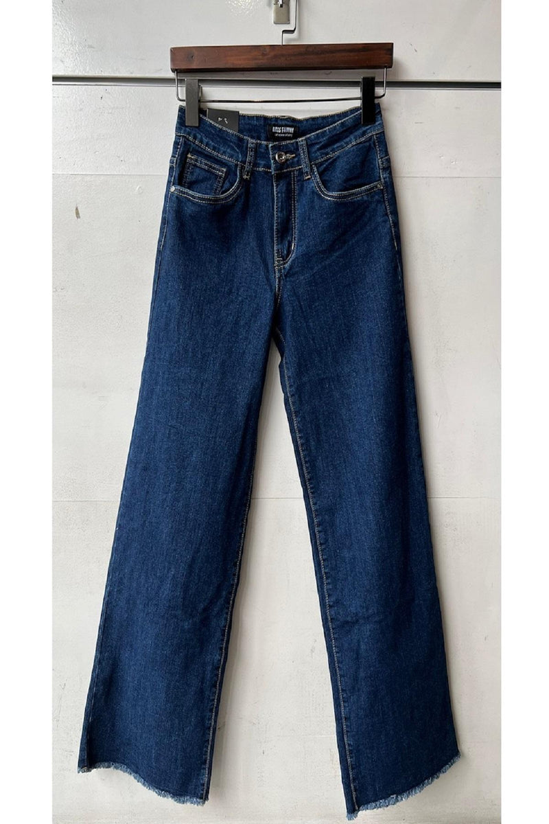 👖 jean droit bleu – la coupe parfaite pour un look cool & comfy !