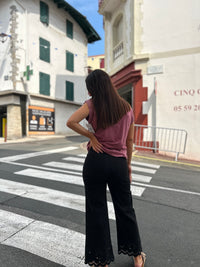 Jean Noir Brodé Femme | Détails Ajourés | Tailles S au L | Modadom