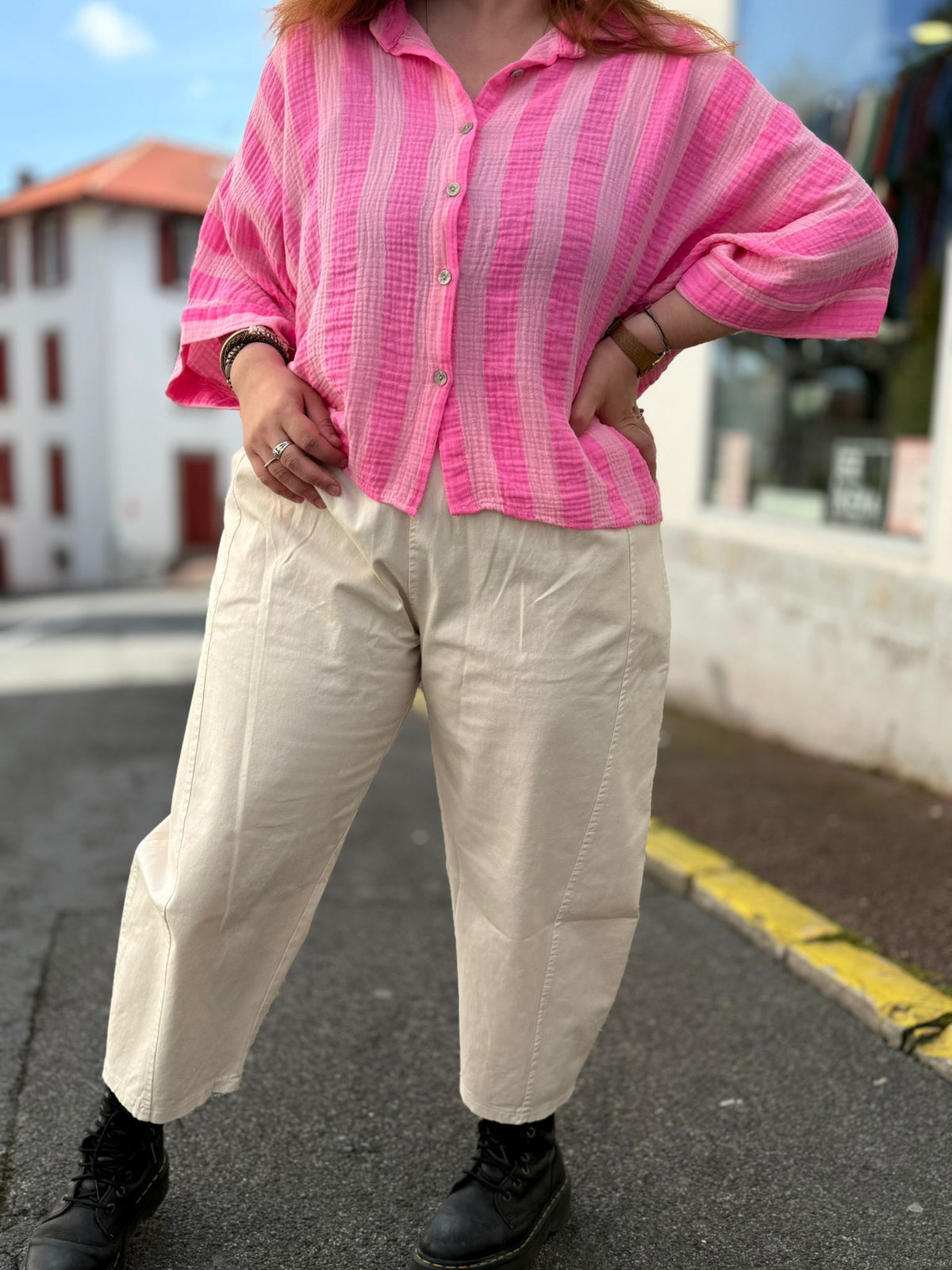 Jean Barrel Crème – Coupe Tendance Taille Élastique Été 2026