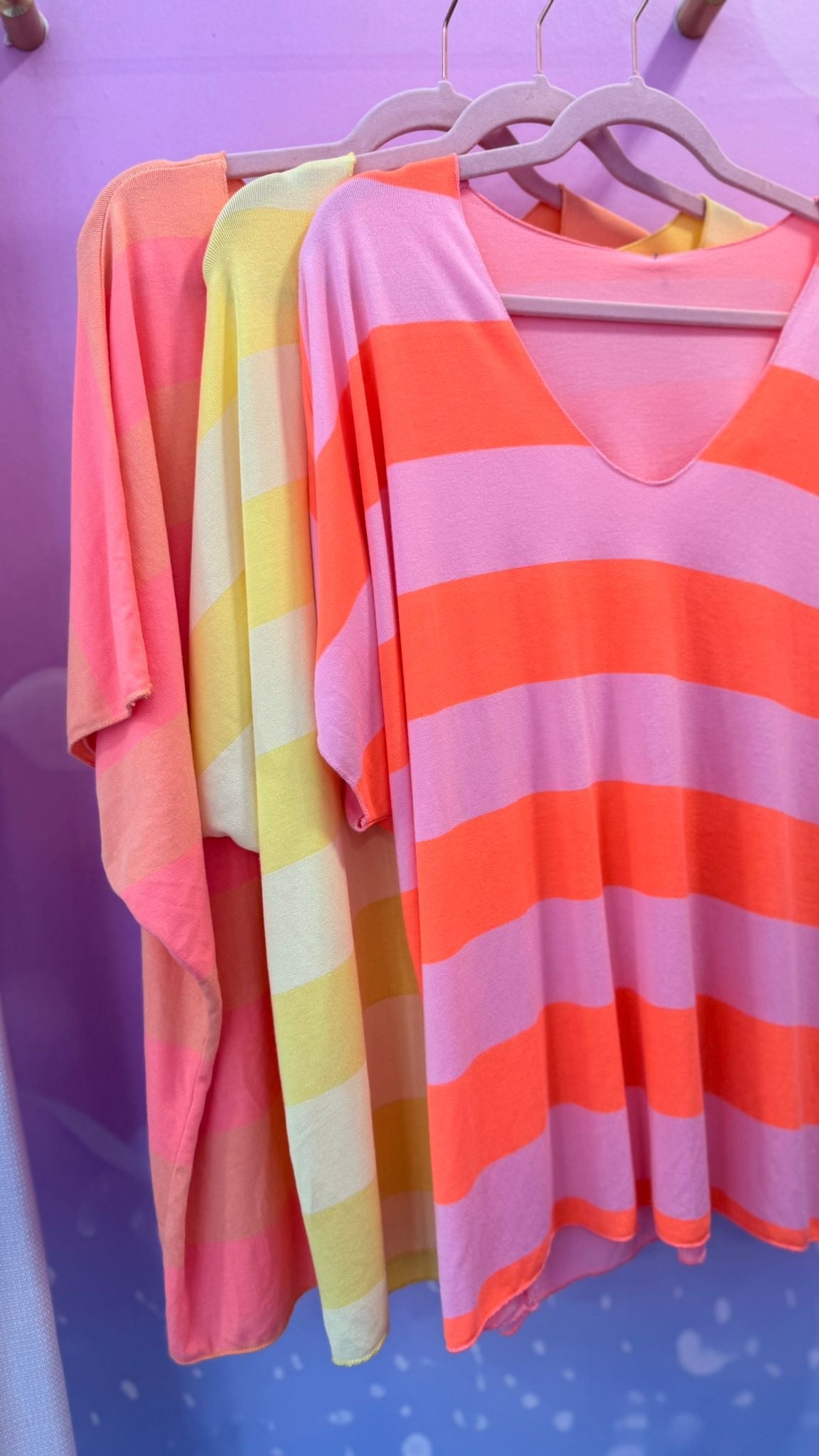 Tee shirt rayé rose et orange tendance été 2026