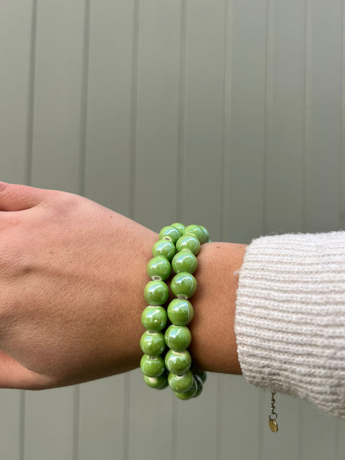 🌈 Bracelet Perlé Élastique – Couleurs Arc-en-Ciel & Bonne Humeur