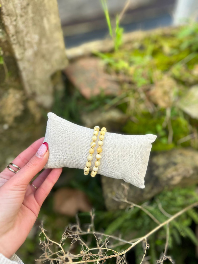 ✨ Bracelet Perlé Fantaisie – Effet Pierre & Billes Dorées