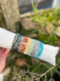 ✨ Bracelet Perlé Fantaisie – Effet Pierre & Billes Dorées