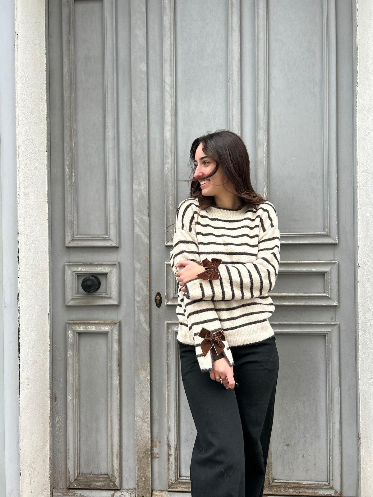 🧸 Pull Rayé Ultra Doux – Détail Nœuds Velours