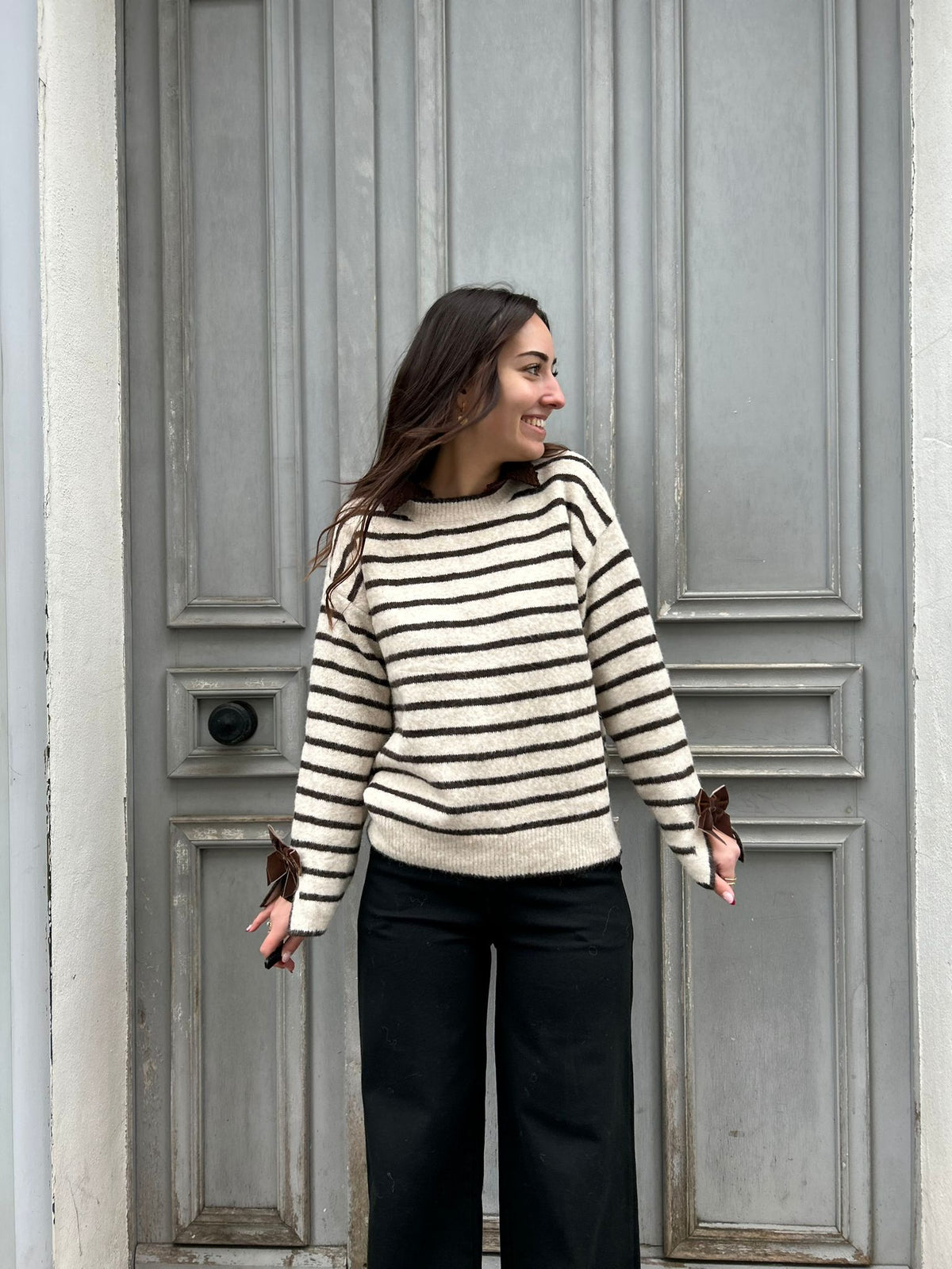 🧸 Pull Rayé Ultra Doux – Détail Nœuds Velours