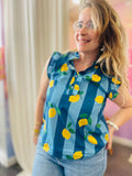 belle blouse acidulée avec ses rayures bleues et ses citrons! 