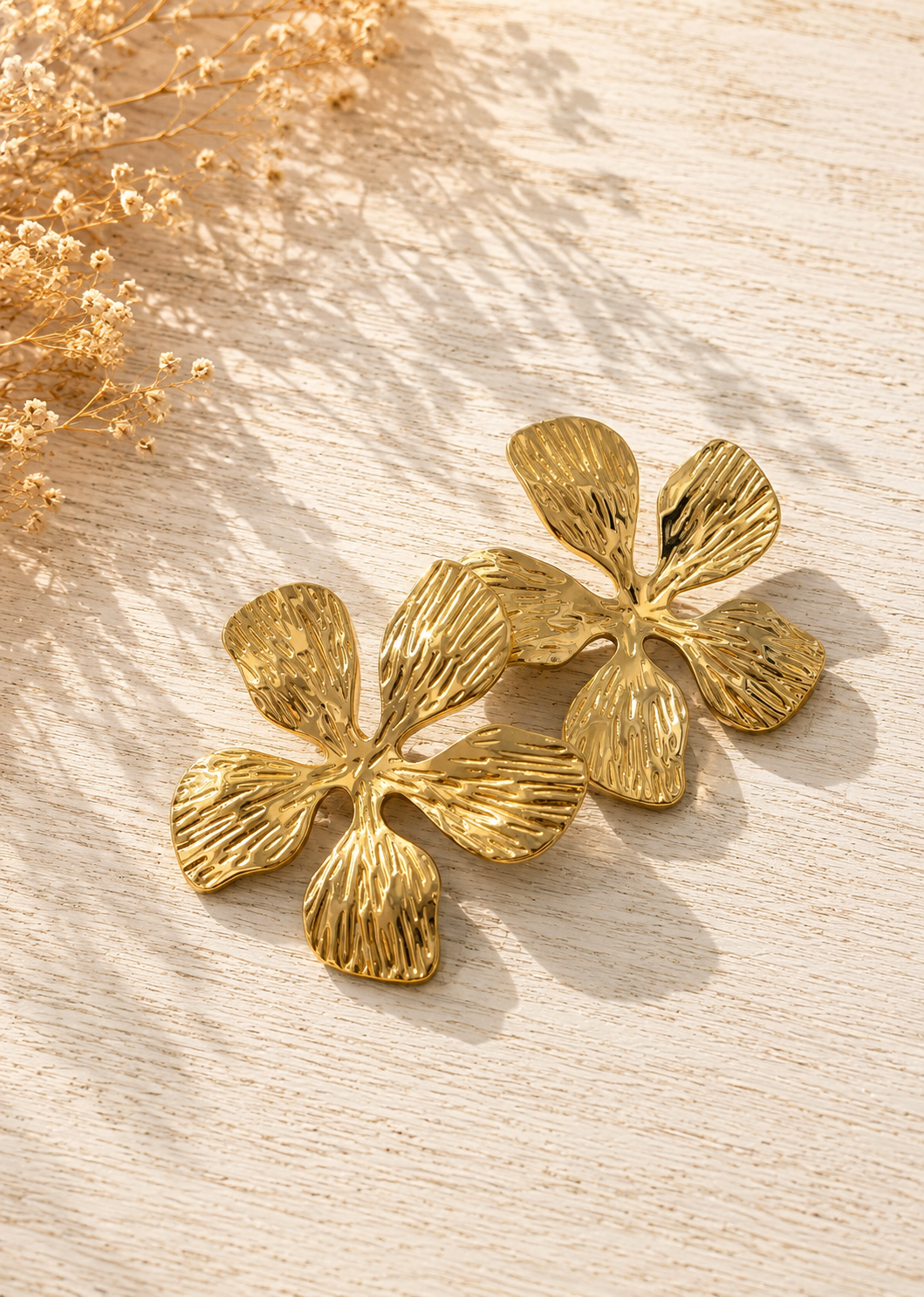 Boucles d'oreille | Acier inoxydable doré | Étoile de mer & Fleurs - grandes & légères
