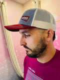 casquette confortable grise beige et violet . filet . reglable
