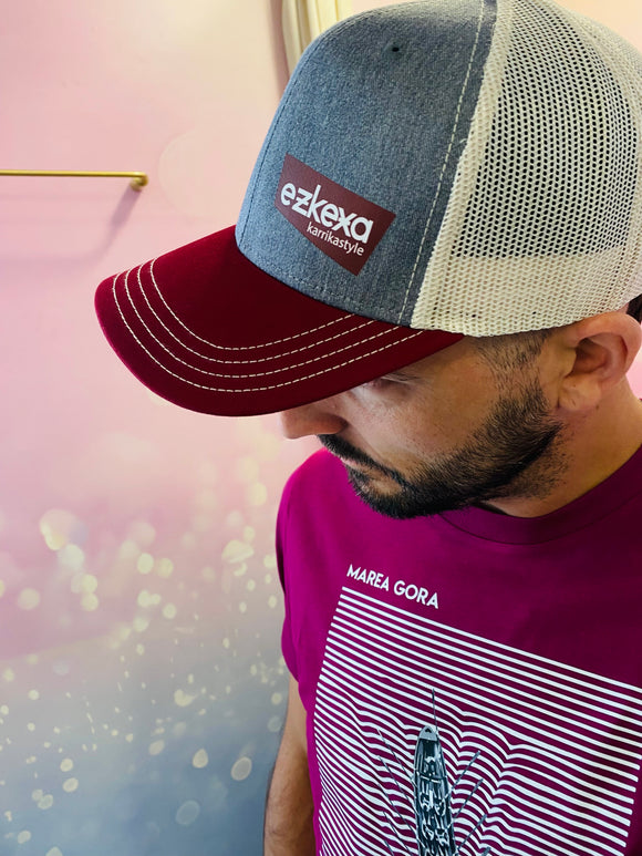 casquette confortable avec filet . reglable . gris jean ; aubergine ; beige . confortable 