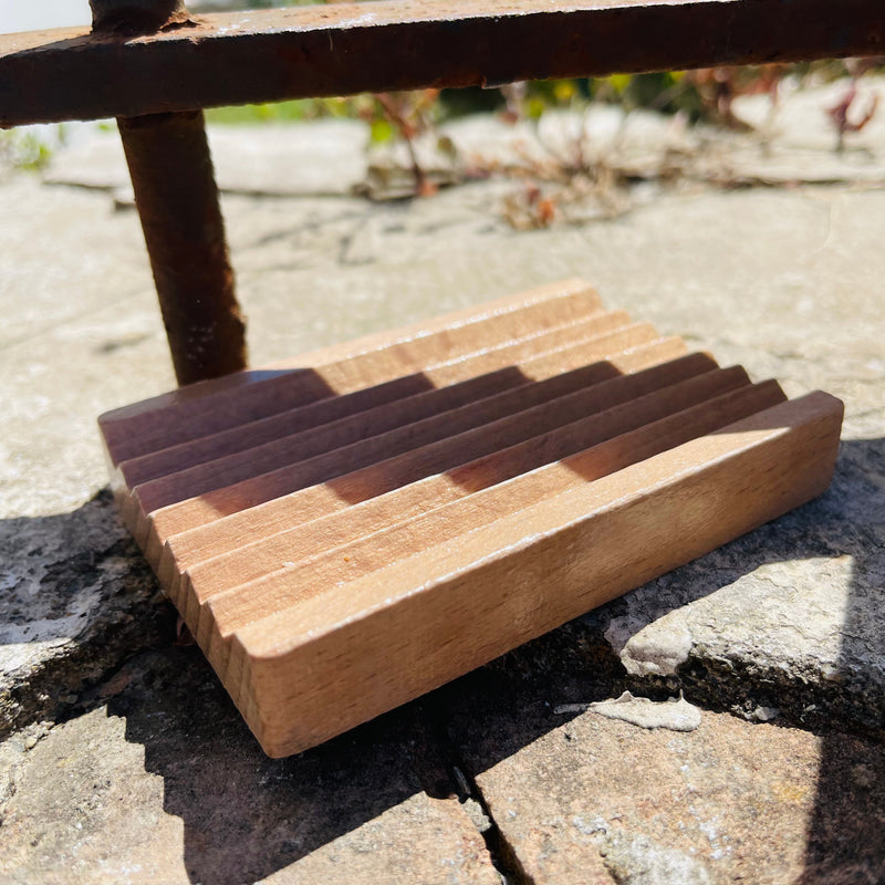 Porte savons en bois d’Hemu