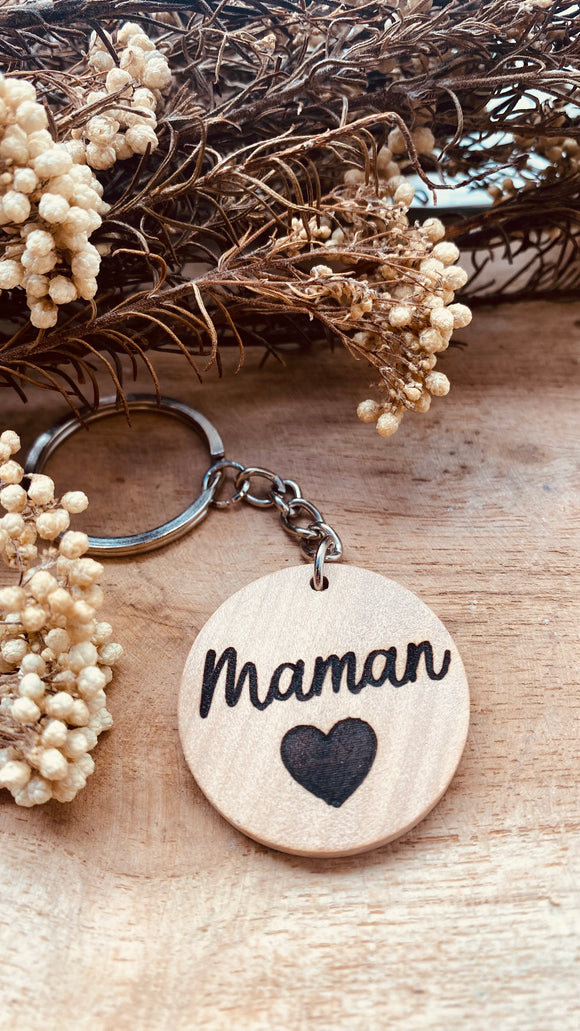 Porte clé en bois « Maman 🖤»