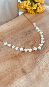 Collier étoiles nacrées