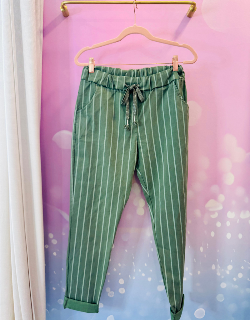 ✨ Pantalon Confort Rayé – Élégance et Confort en 3 Coloris ! ✨