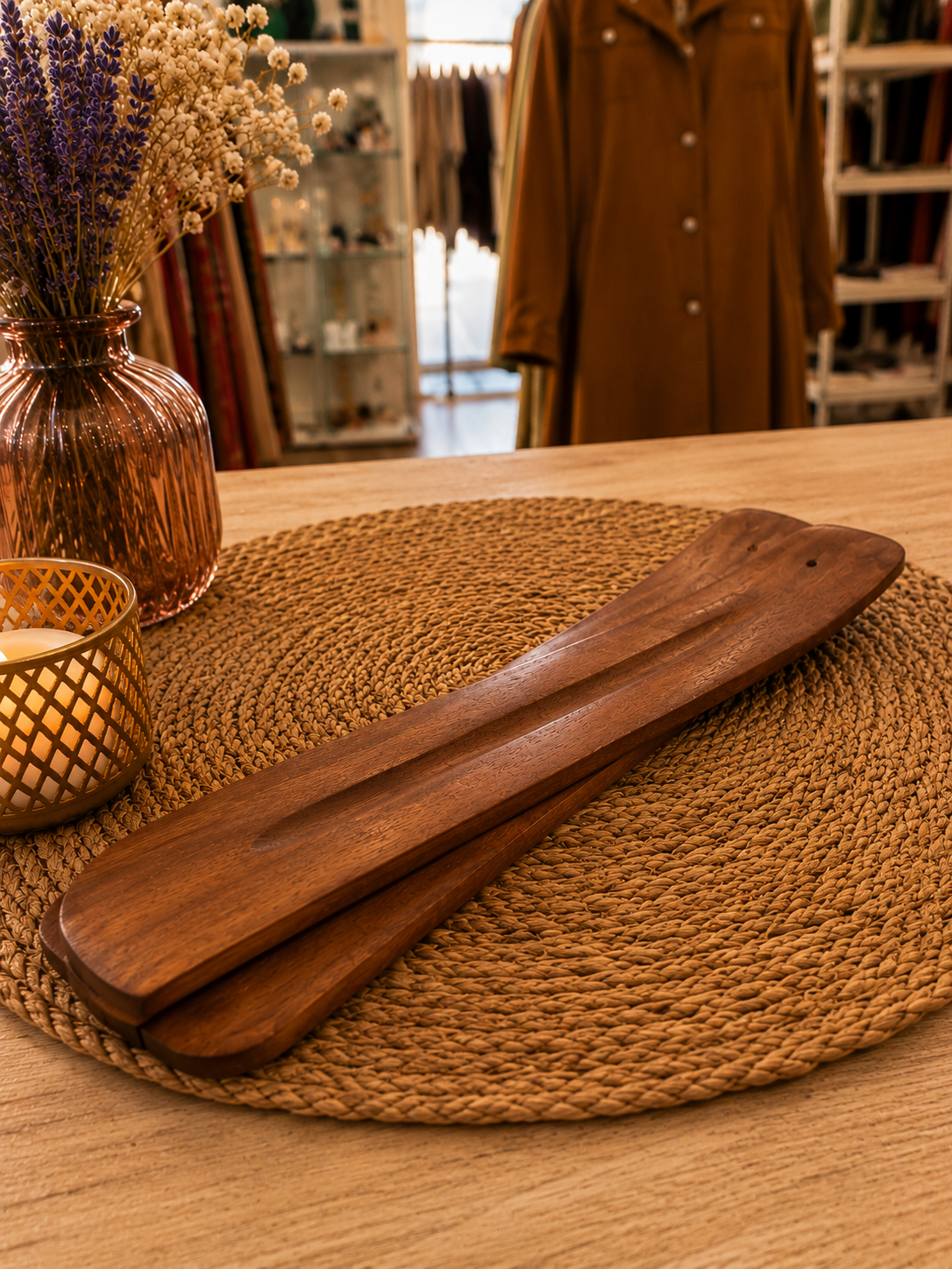 Porte-Encens en Bois Naturel – Artisanal & Élégant